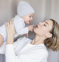 Load image into Gallery viewer, Gray and White Striped Beanie