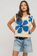Load image into Gallery viewer, Floral Sweater Vest - Cream