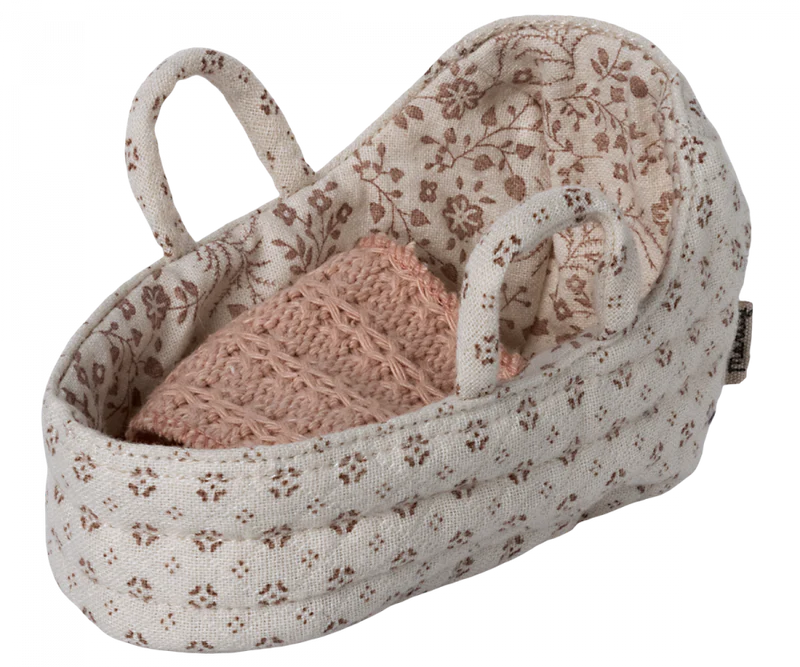 Carry Cot for Baby Mouse