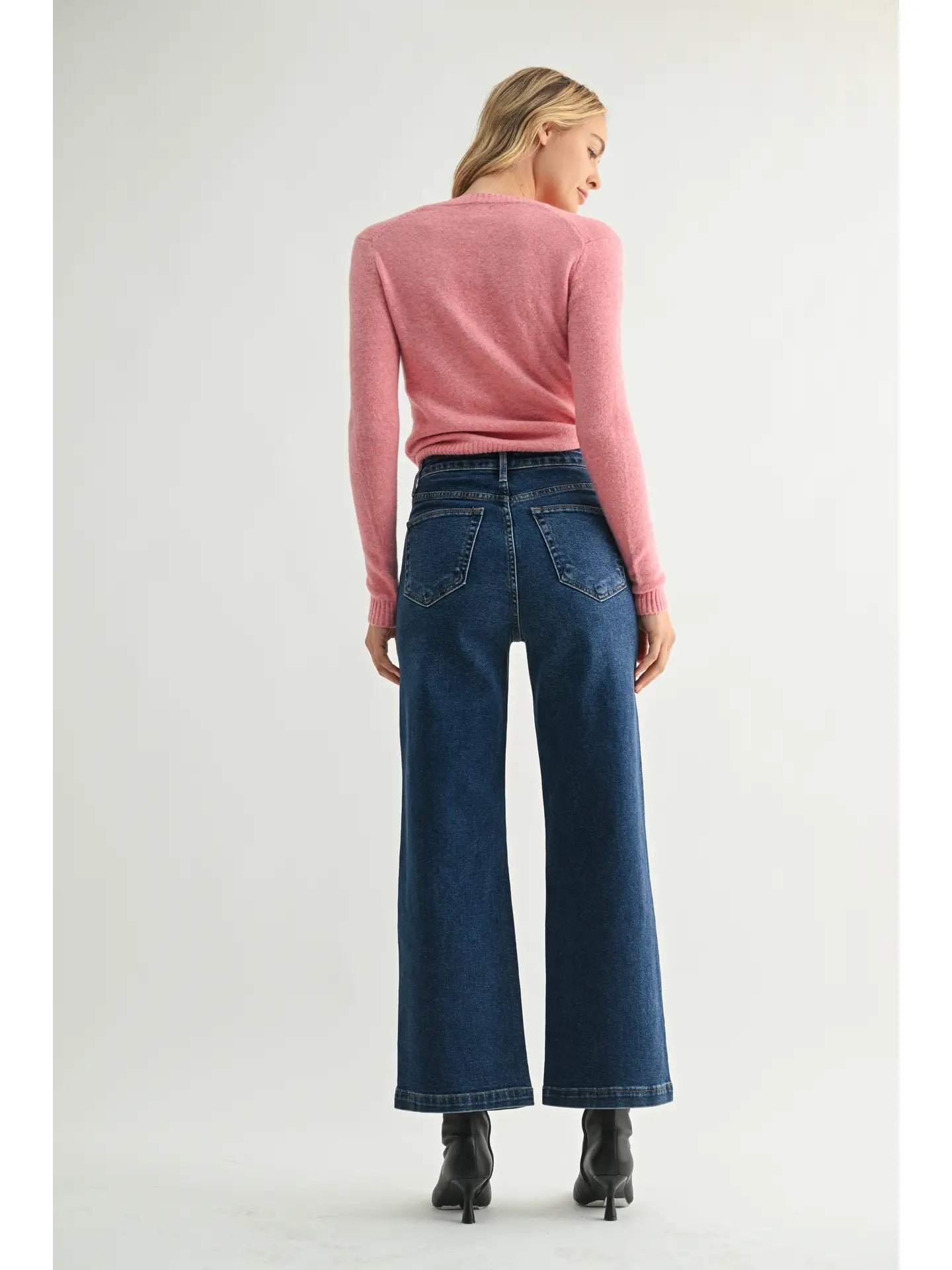 Patch Pocket Wide Leg - Dark Wash