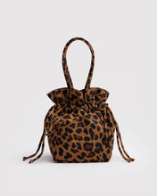 Load image into Gallery viewer, Nylon Drawstring Bag - Leopard