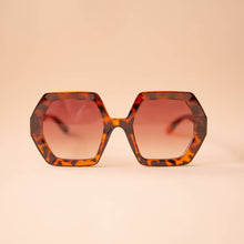 Load image into Gallery viewer, Iris Sunglasses - Tortoise
