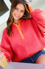 Load image into Gallery viewer, Two Tone Textured Snap Button Front Top