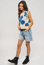Load image into Gallery viewer, Floral Sweater Vest - Cream