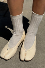 Load image into Gallery viewer, Her Socks - Modal Lurex (Ivory Gold)