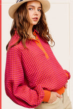 Load image into Gallery viewer, Two Tone Textured Snap Button Front Top