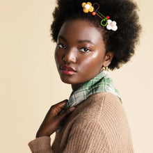 Load image into Gallery viewer, Dapper Daisy Bobby Pin Hair Clips