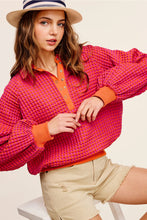 Load image into Gallery viewer, Two Tone Textured Snap Button Front Top