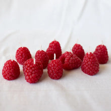 Load image into Gallery viewer, Beeswax Raspberry Birthday - 10 count