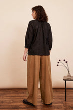 Load image into Gallery viewer, Bianca Lurex Broderie Black Blouse