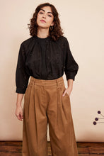 Load image into Gallery viewer, Bianca Lurex Broderie Black Blouse