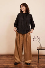 Load image into Gallery viewer, Bianca Lurex Broderie Black Blouse