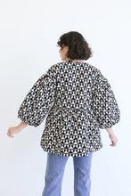 Load image into Gallery viewer, Cori Reversible Jacket
