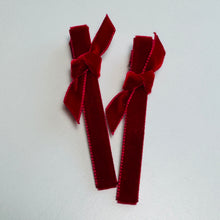Load image into Gallery viewer, Velvet Bar Clips - Several Colors