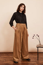 Load image into Gallery viewer, Bianca Lurex Broderie Black Blouse