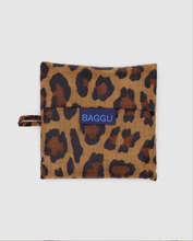 Load image into Gallery viewer, Standard BAGGU - Leopard