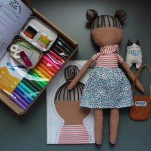 Load image into Gallery viewer, Doll DIY kit - Cookie
