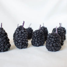 Load image into Gallery viewer, Beeswax Blackberry Birthday Candles - 5 count