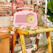 Load image into Gallery viewer, Classic Vintage Style Brighton Fm/Mw/Lw Radio - Pink