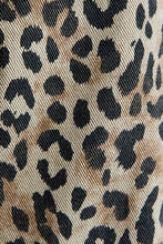 Load image into Gallery viewer, Leopard Print Barrel Jeans