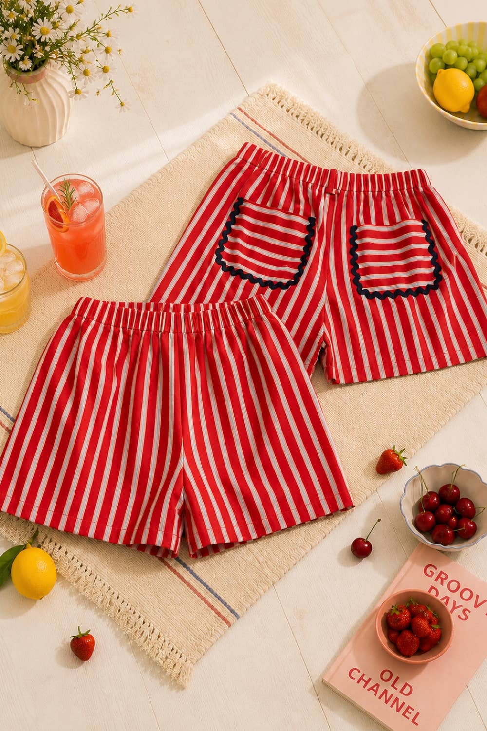 STRIPE CONTRAST POCKET SHORTS