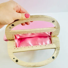 Load image into Gallery viewer, Embroidered Flower Clutch (two colors)