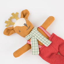 Load image into Gallery viewer, Reindeer Mini Doll & Suitcase