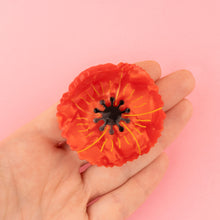 Load image into Gallery viewer, Poppy Hair Claw