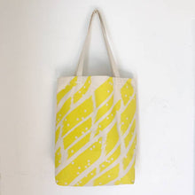 Load image into Gallery viewer, Lemon Flying Carpet Carry All