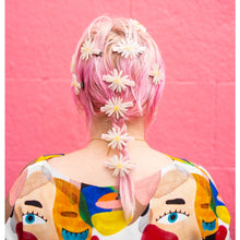 Load image into Gallery viewer, Daisy Hair Clip