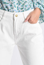 Load image into Gallery viewer, Straight Leg White Jeans
