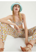 Load image into Gallery viewer, Fish Print Mid-Rise Trousers