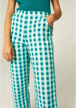 Load image into Gallery viewer, Gingham Cropped Straight-Leg Trousers