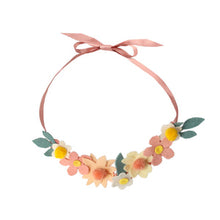 Load image into Gallery viewer, Flower Crown Craft Kit