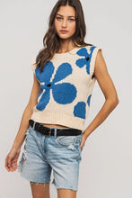 Load image into Gallery viewer, Floral Sweater Vest - Cream
