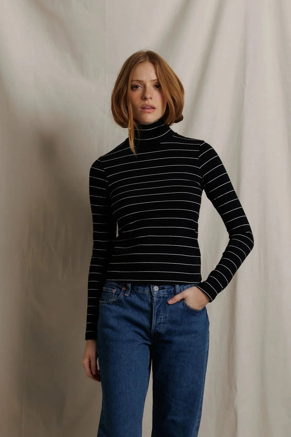 L/S Turtleneck - Black/Natural Stripe