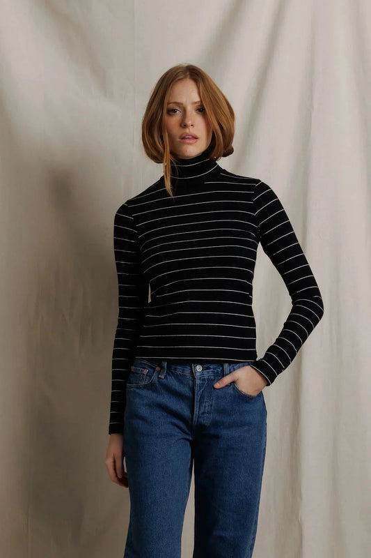 L/S Turtleneck - Black/Natural Stripe