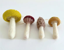 Load image into Gallery viewer, Felted Wool Mushroom Ornament Set
