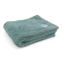 Load image into Gallery viewer, Classic Borderless Blanket - Sage
