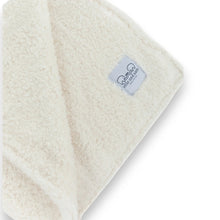 Load image into Gallery viewer, Classic Borderless Blanket - Ivory
