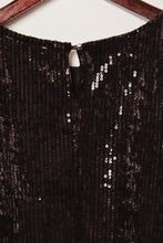 Load image into Gallery viewer, S/S Sequin Ruffle Top
