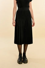 Load image into Gallery viewer, Pleated High Waisted Midi Skirt
