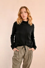 Load image into Gallery viewer, Long-Sleeved Viscose Sweater - Black
