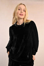 Load image into Gallery viewer, Velvet Top - Black
