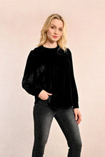 Load image into Gallery viewer, Velvet Top - Black
