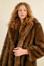 Load image into Gallery viewer, Faux Fur Coat
