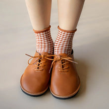 Load image into Gallery viewer, Picnic Mid Crew Socks - Rust
