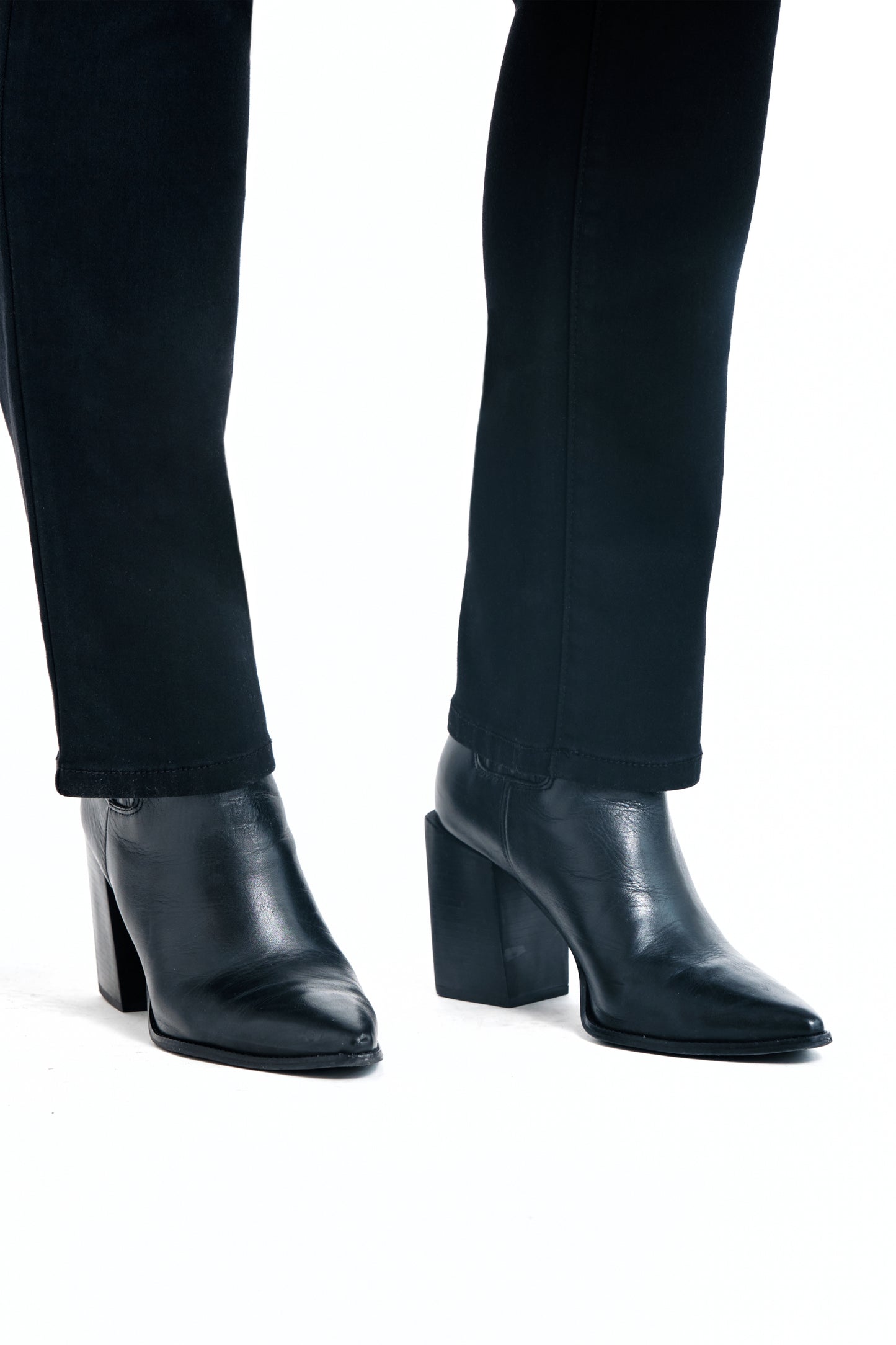 Slim Straight Leg Black Denim - Sheila