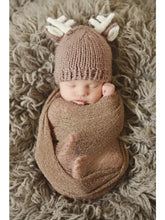 Load image into Gallery viewer, Hartley Deer Hand Knit Hat
