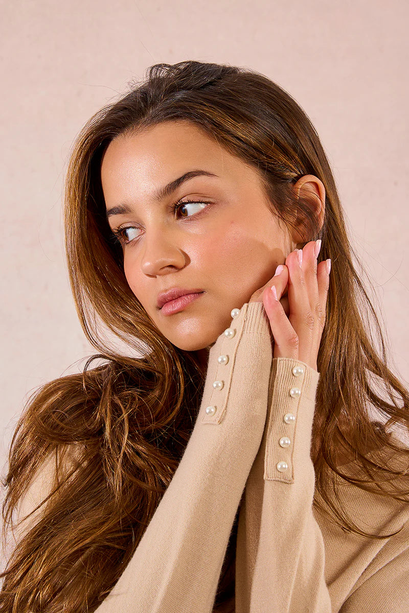 L/S Knitted Sweater - Beige